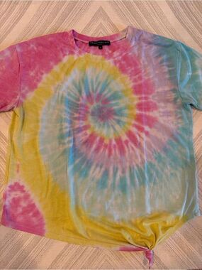 Generation Love Pastel Rainbow Tie-Dye Knotted Hem Crew Neck T-Shirt Size Small